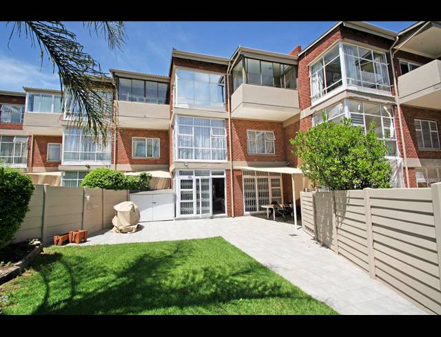 3 BEDROOM SECTIONAL TITLE FOR SALE IN FAIRMOUNT